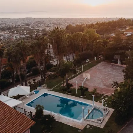 Crystal Villa *