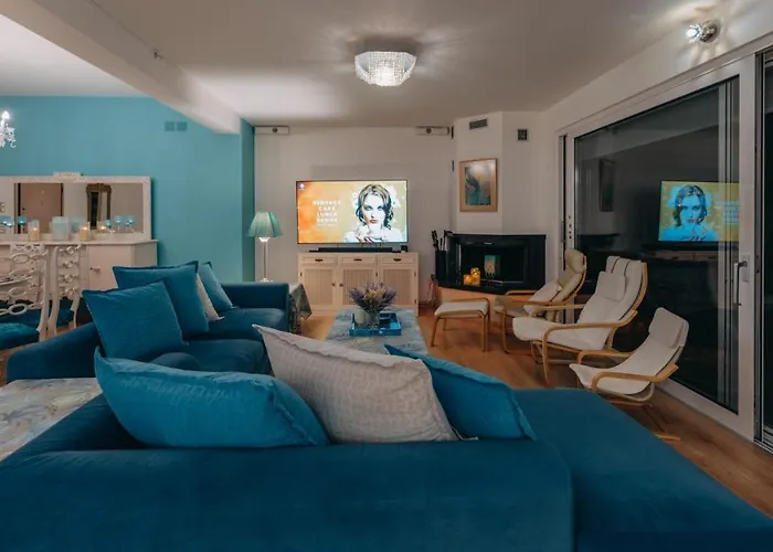 Crystal Villa
