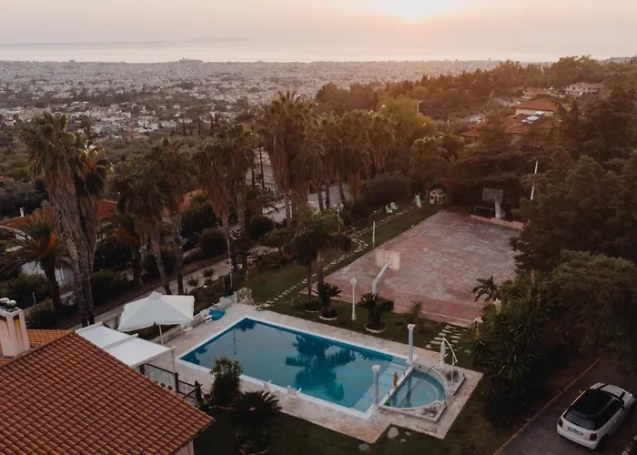 Crystal Villa *