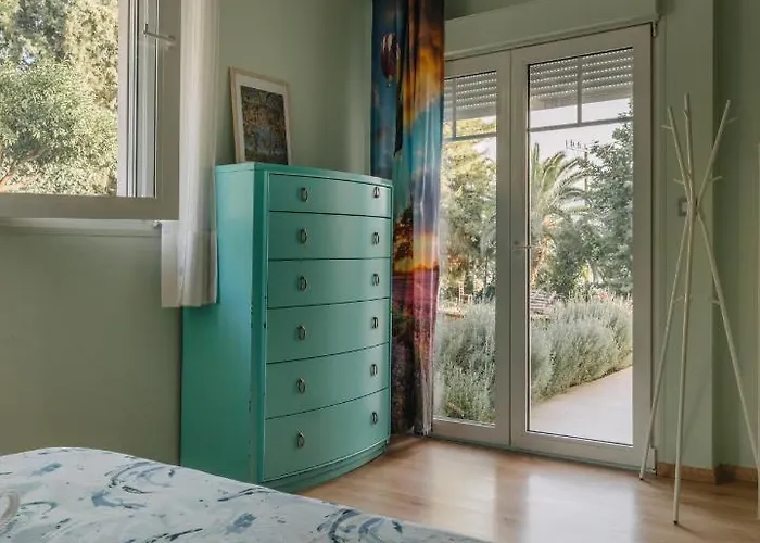 Crystal Βίλα Πάτρα