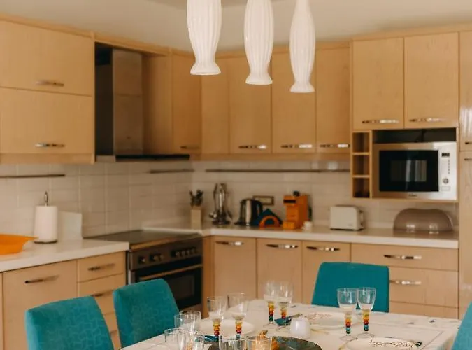 Crystal Βίλα Πάτρα