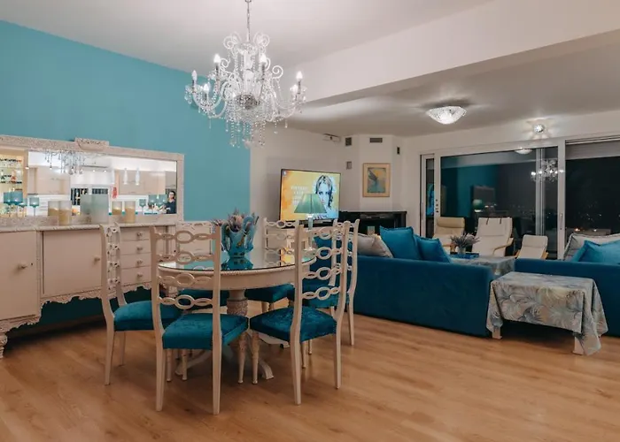 Crystal Villa Patras